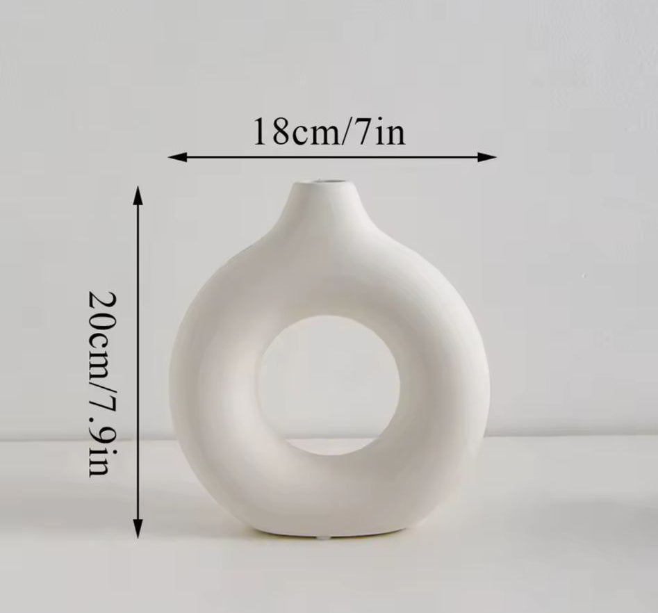 Nordic Donut Vase Circular